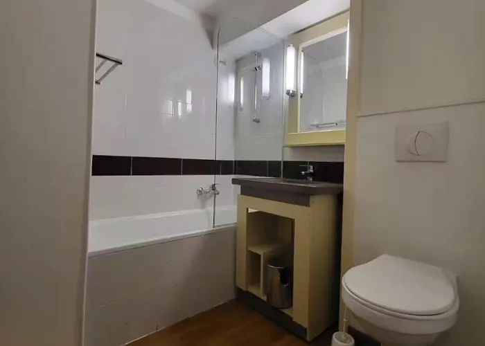 Διαμέρισμα Large 27m2 With Sea View & Pools